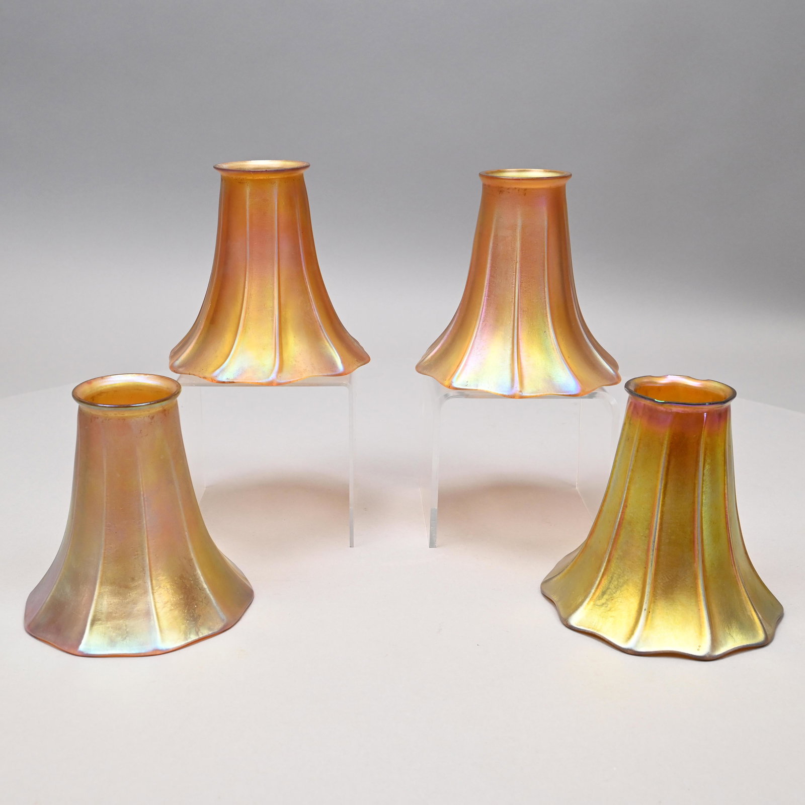 Set of Four Steuben Aurene Glass Shades (1 of 18)