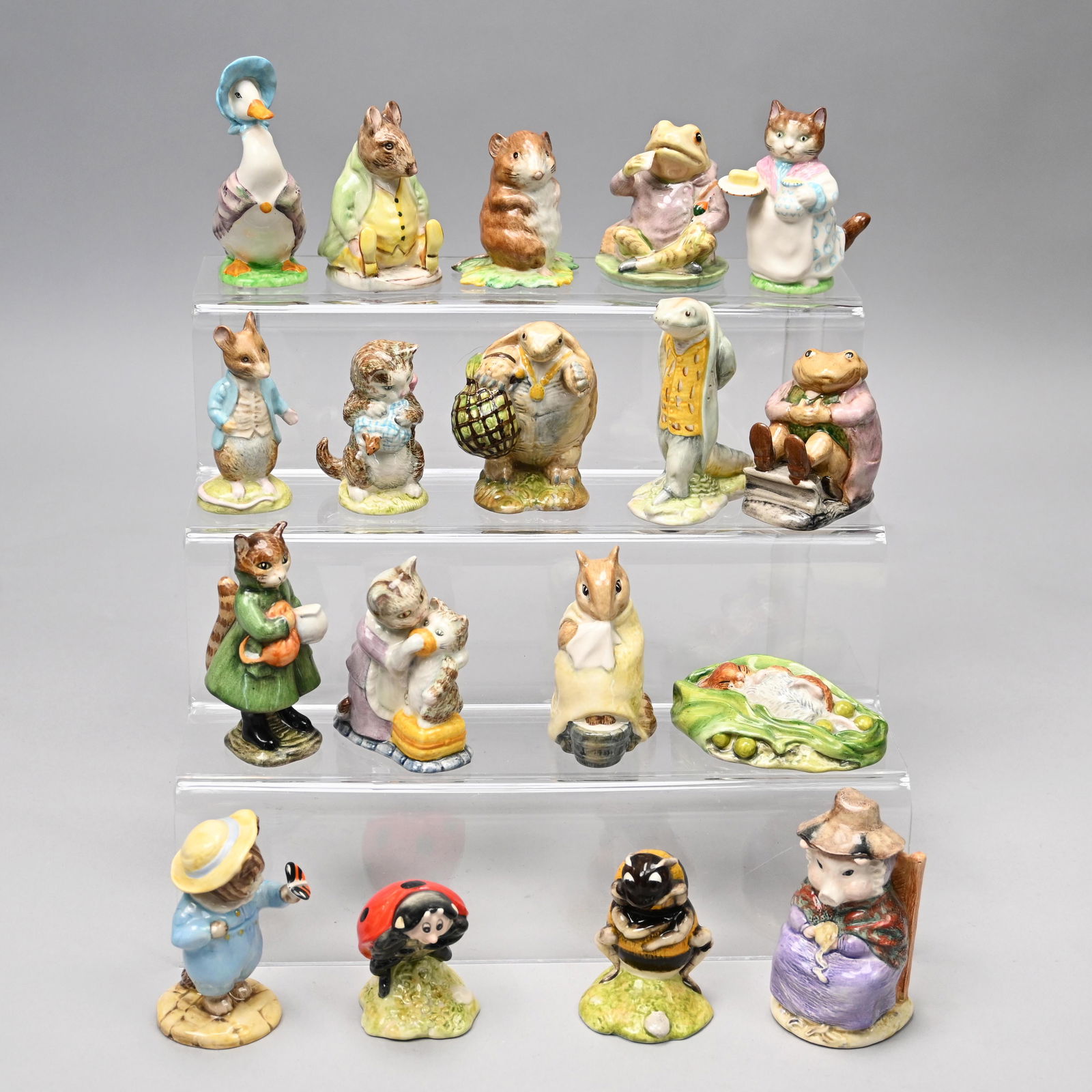 Eighteen Beatrix Potter Porcelain Figures (1 of 17)