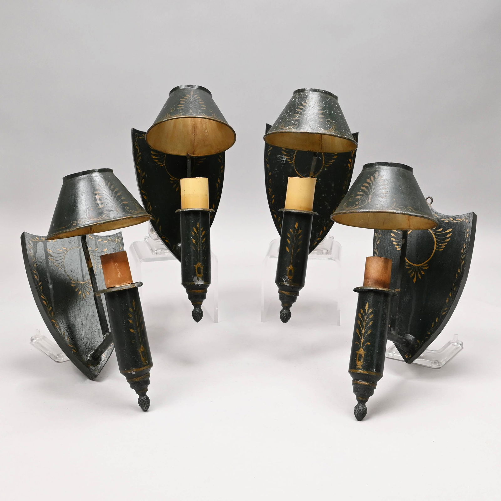 Set of Four Federal Style Tole Painted Sconces (1 of 14)