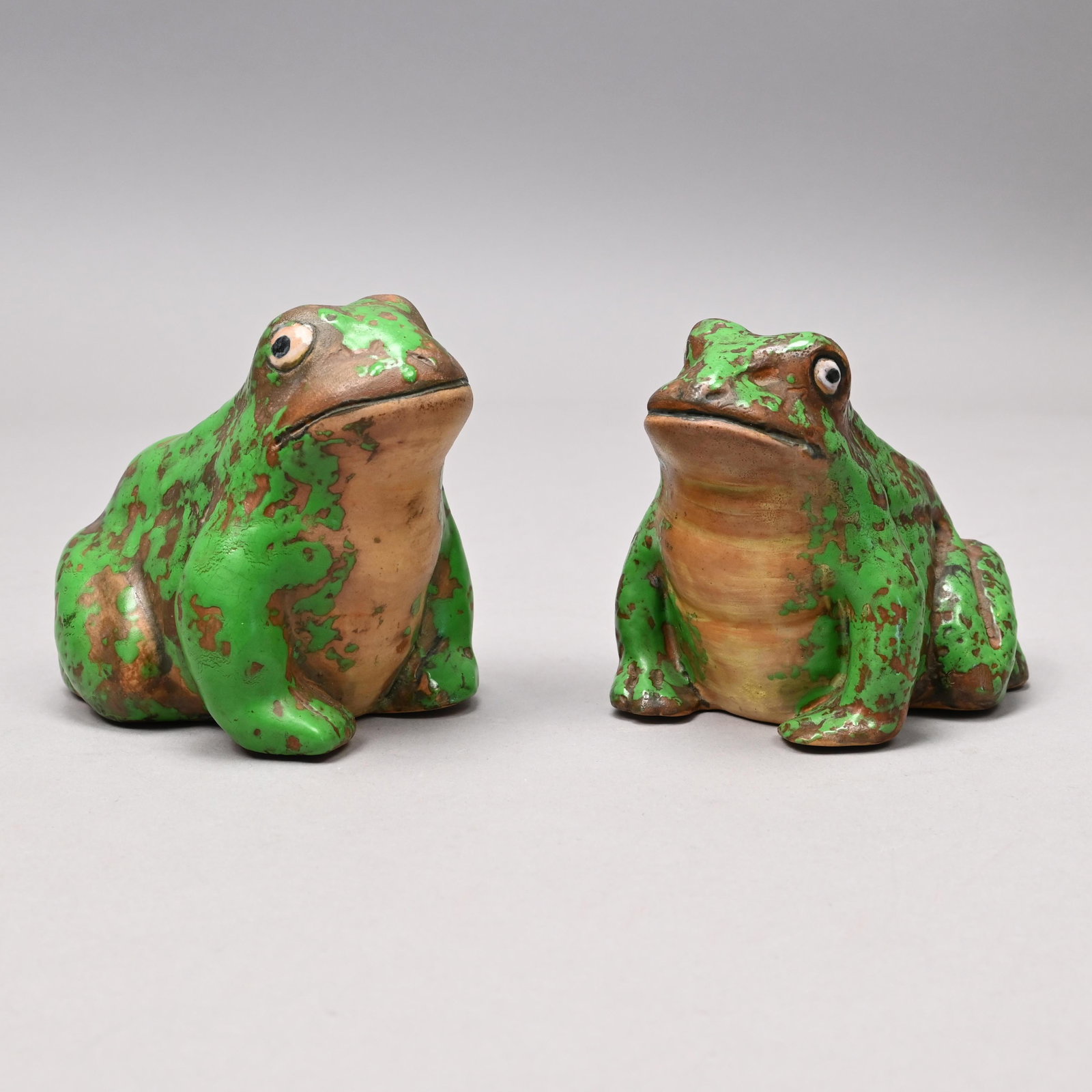 Two Weller Pottery 'Coppertone' Figures of Frogs (1 of 11)