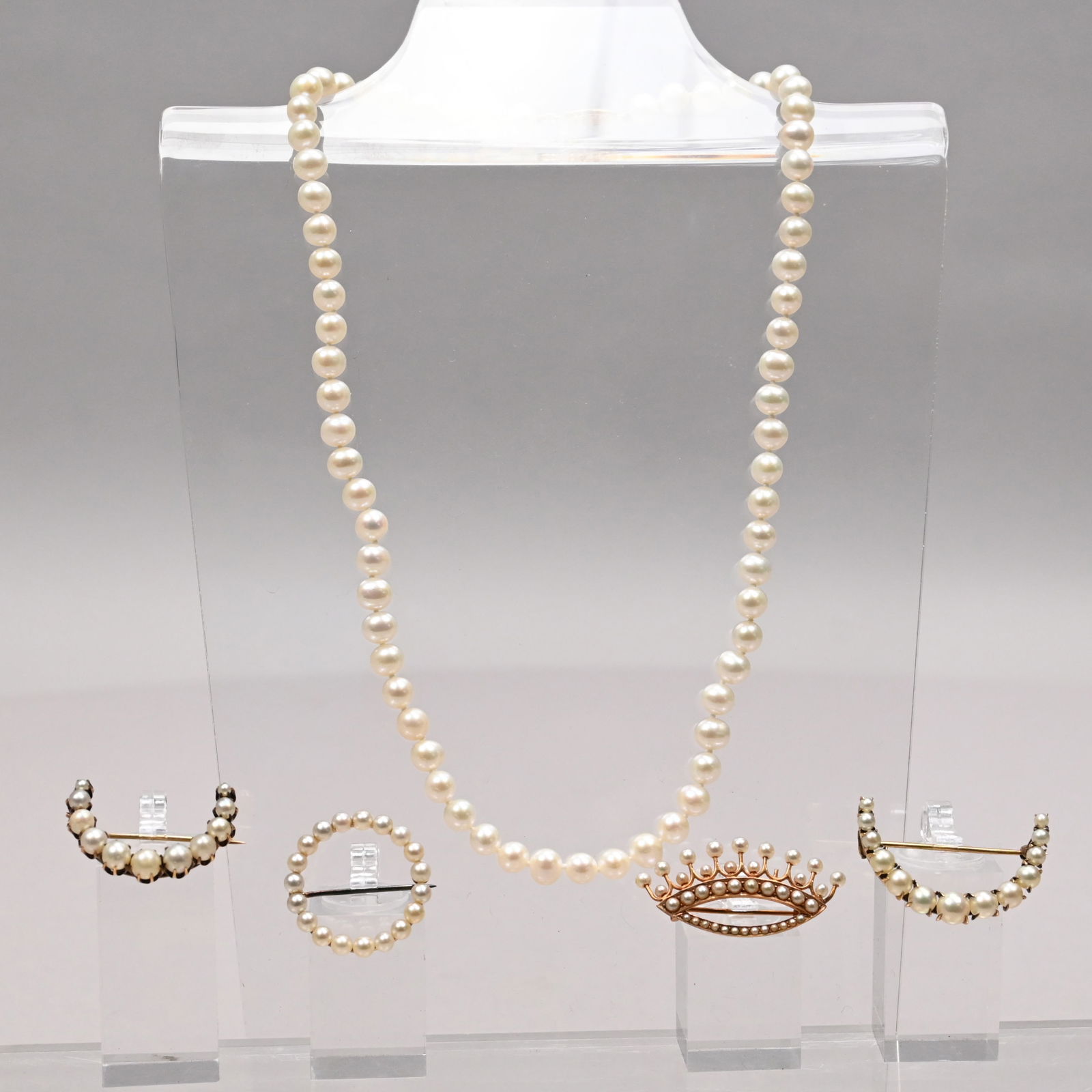 14K Gold & Pearl Necklace & Four 14K Gold Brooches (1 of 11)