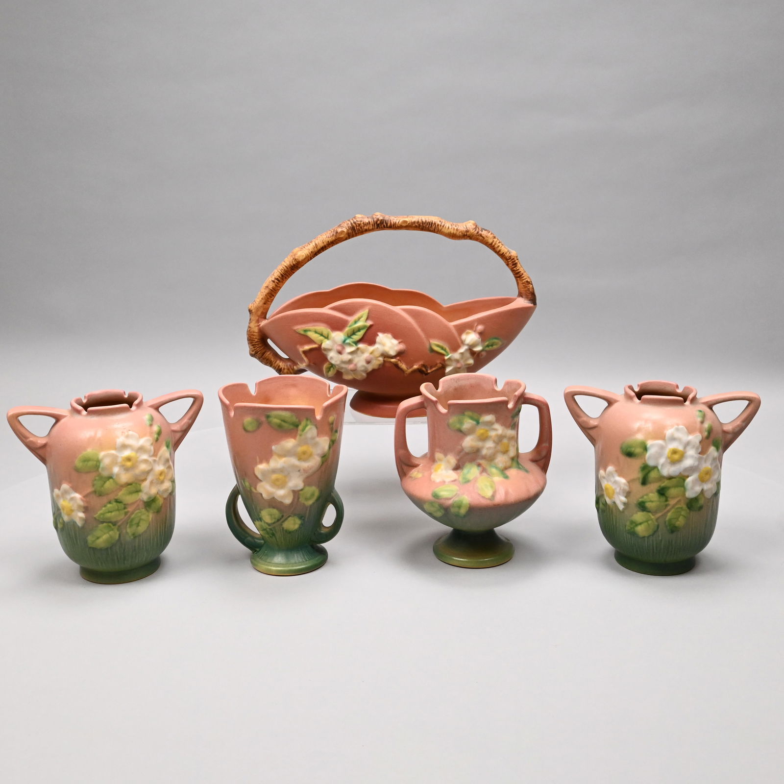 Four Roseville Pottery 'White Rose' Vases & Basket (1 of 16)
