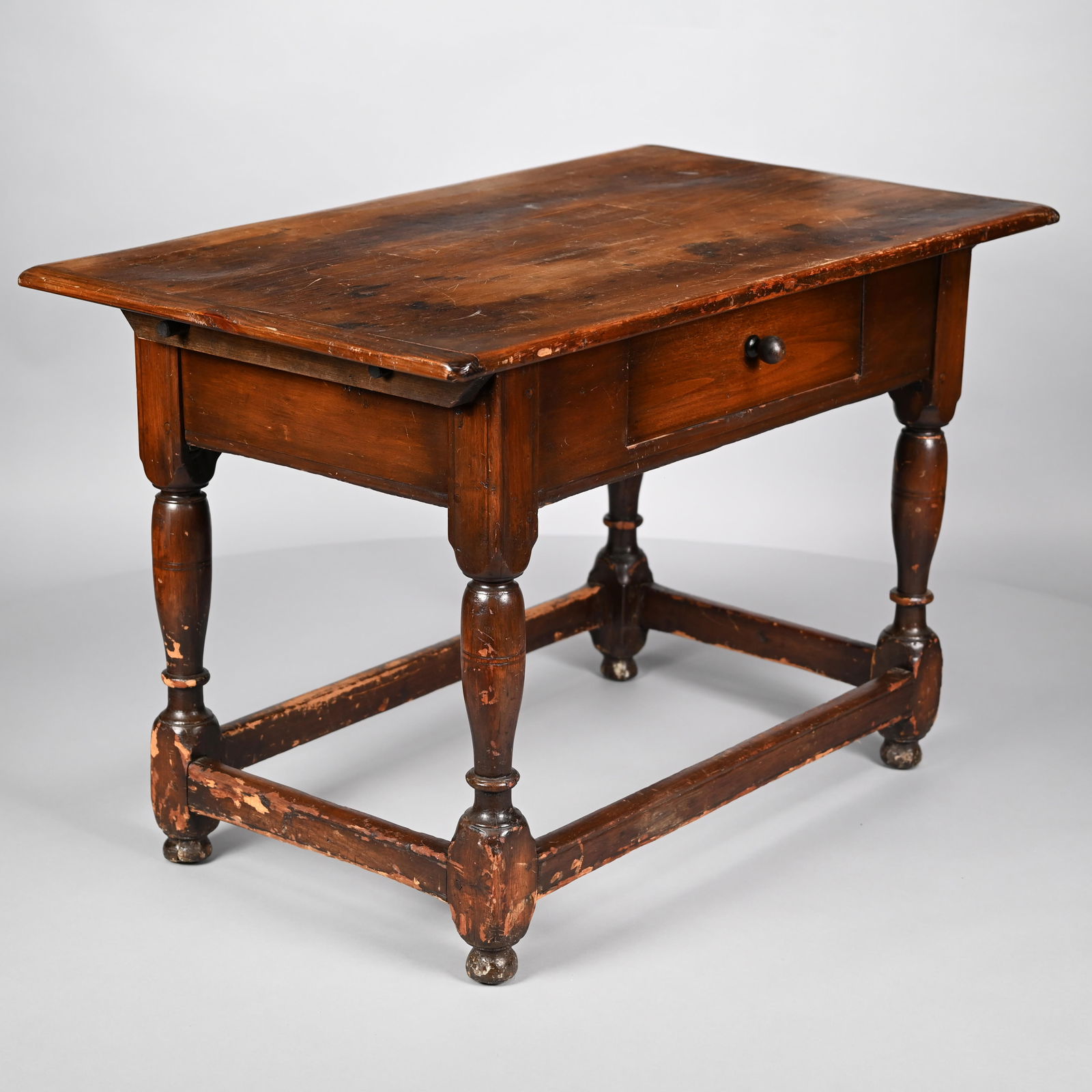 William & Mary Walnut and Pine Tavern Table (1 of 10)