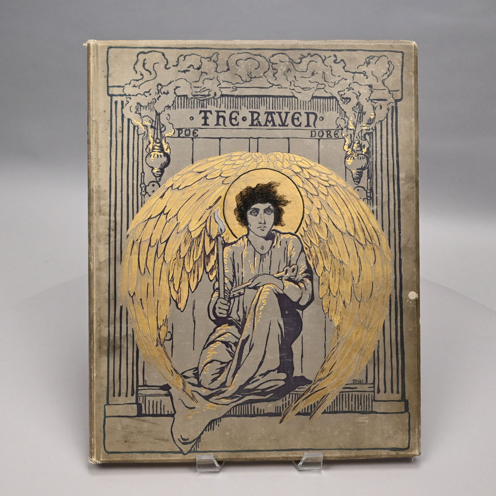 Edgar Allan Poe - The Raven (1 of 14)