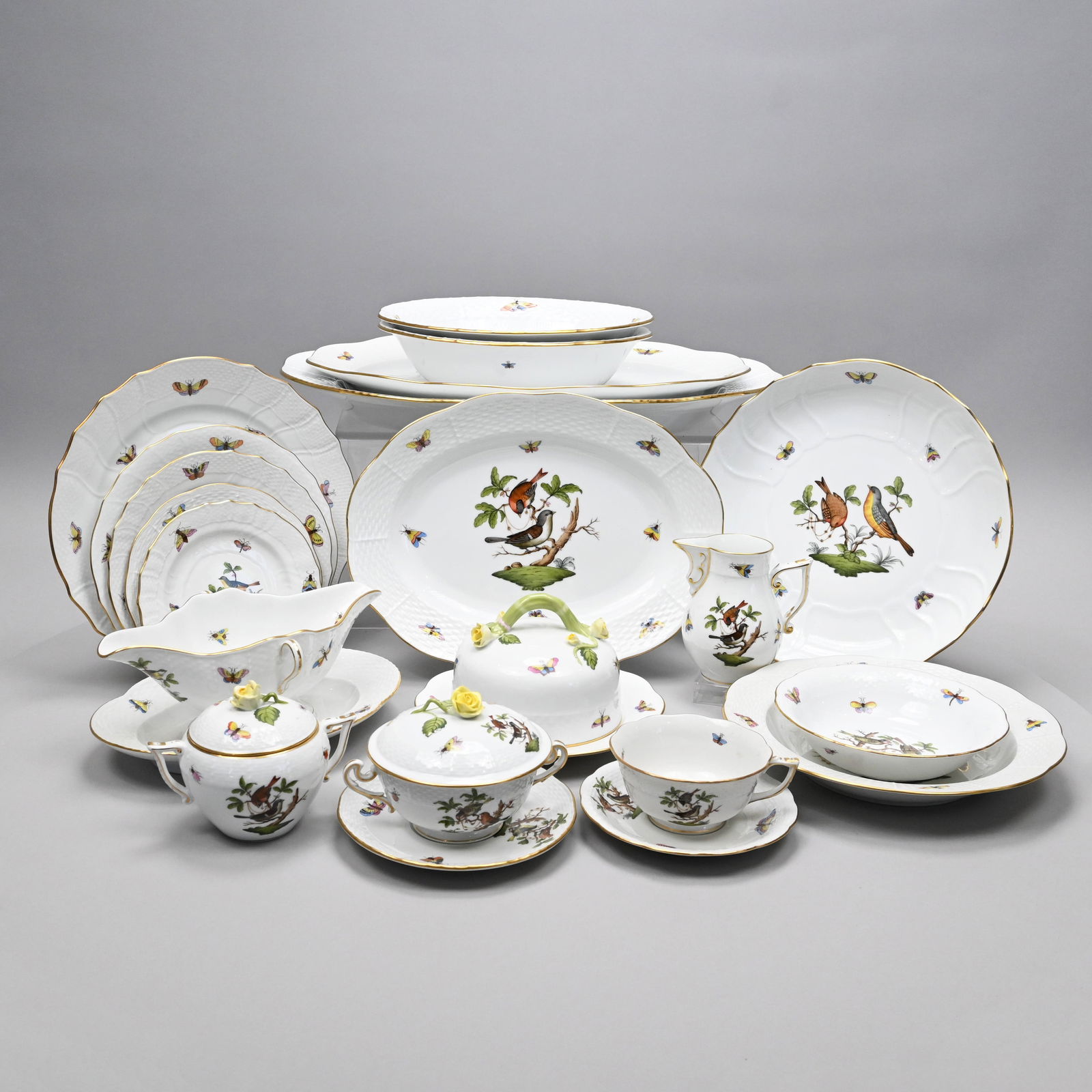 Herend Porcelain 'Rothschild Bird' Dinner Service (1 of 20)
