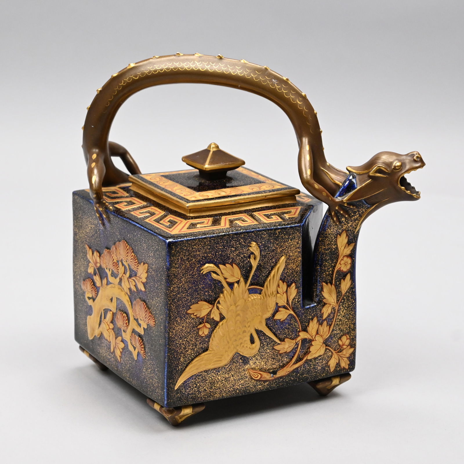 Royal Worcester Porcelain Japanesque Teapot (1 of 12)