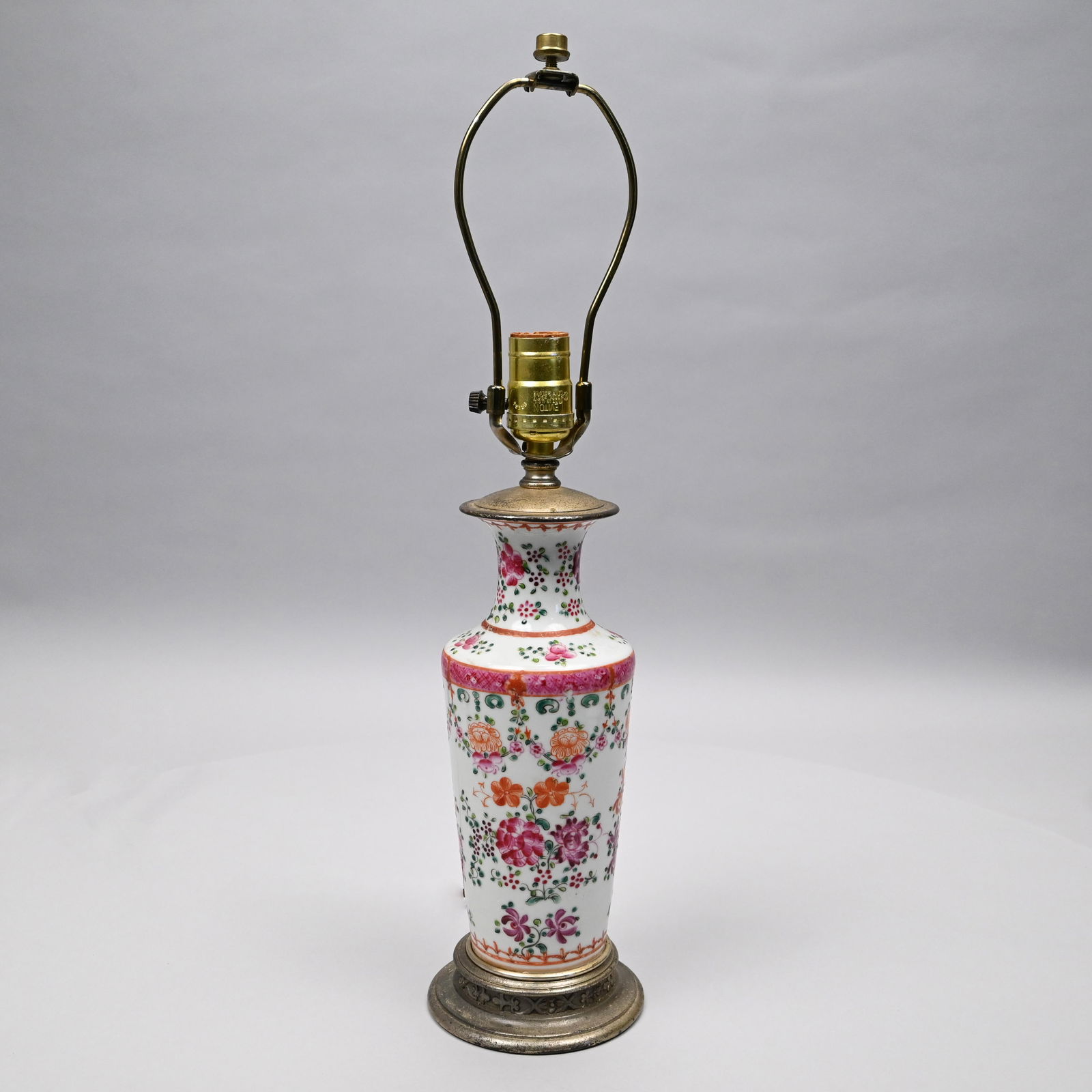 Chinese Export Porcelain 'Mandarin' Palette Lamp (1 of 6)