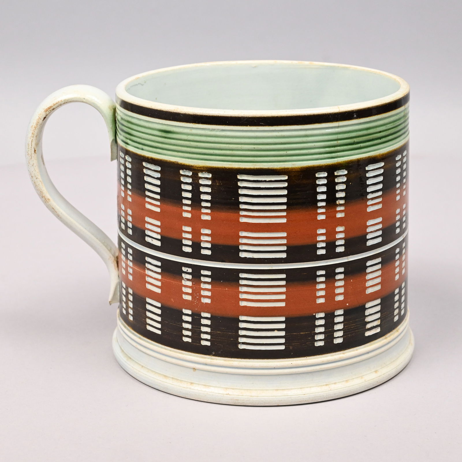 Unusual British Mochaware Two Quart Capacity Mug (1 of 8)