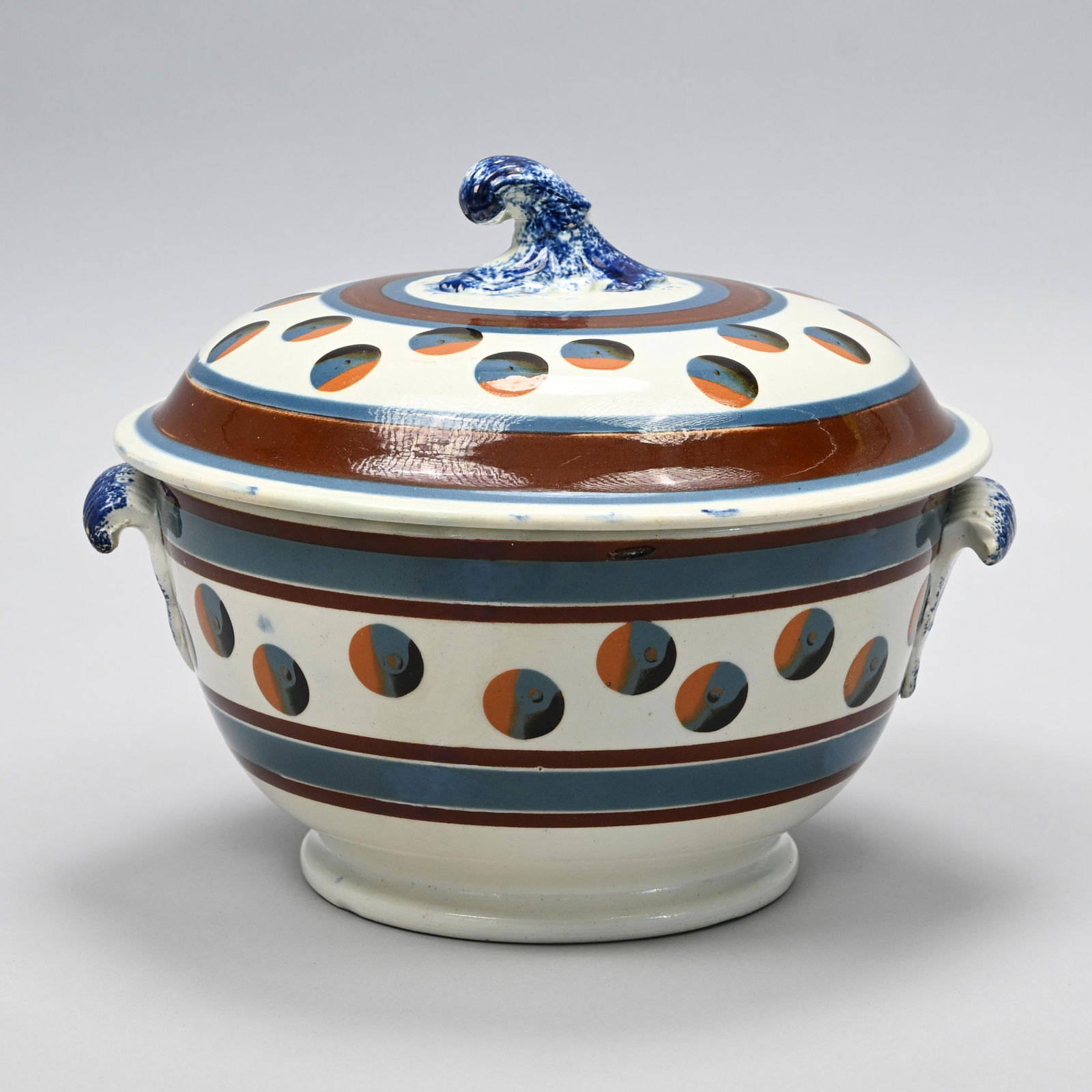 British Mochaware Bowl and Cover, 1820-30 (1 of 6)