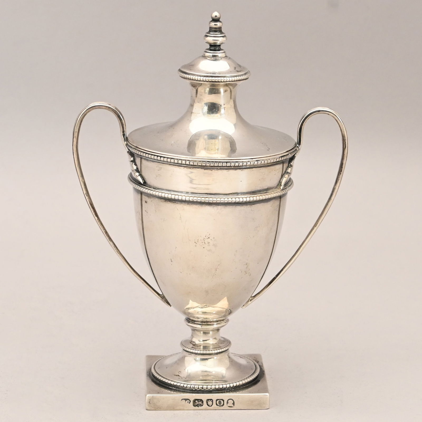 George III Sterling Silver Cup and Cover, G.Cowles (1 of 9)