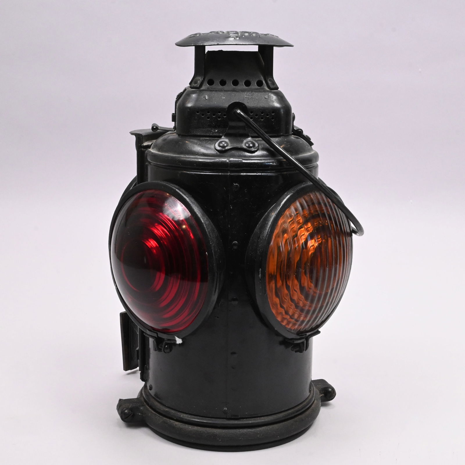 Adlake Railroad Signal Kerosene Caboose Lantern (1 of 7)