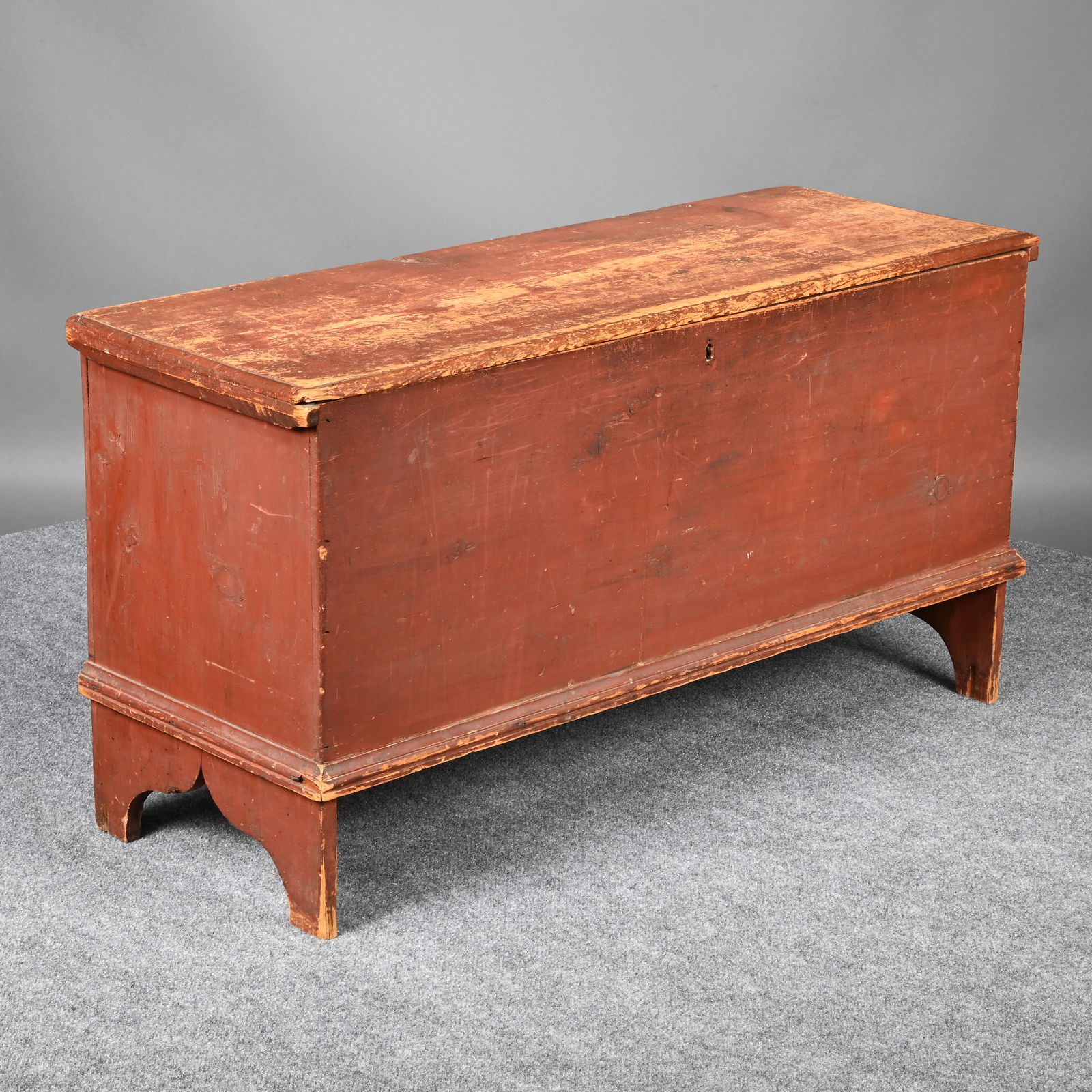 Early American Pine Blanket Box in Red Paint (1 of 11)