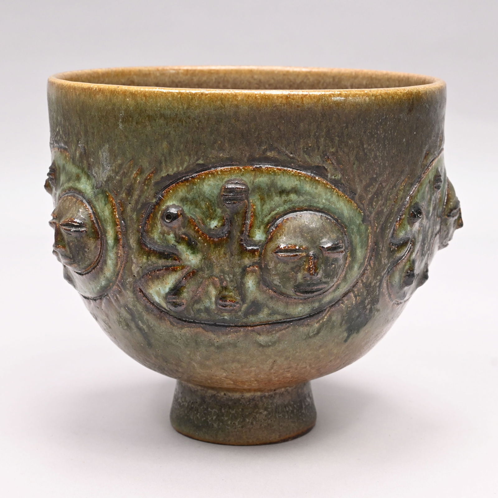 Edwin O. Scheier - Stoneware Coupe (1 of 8)