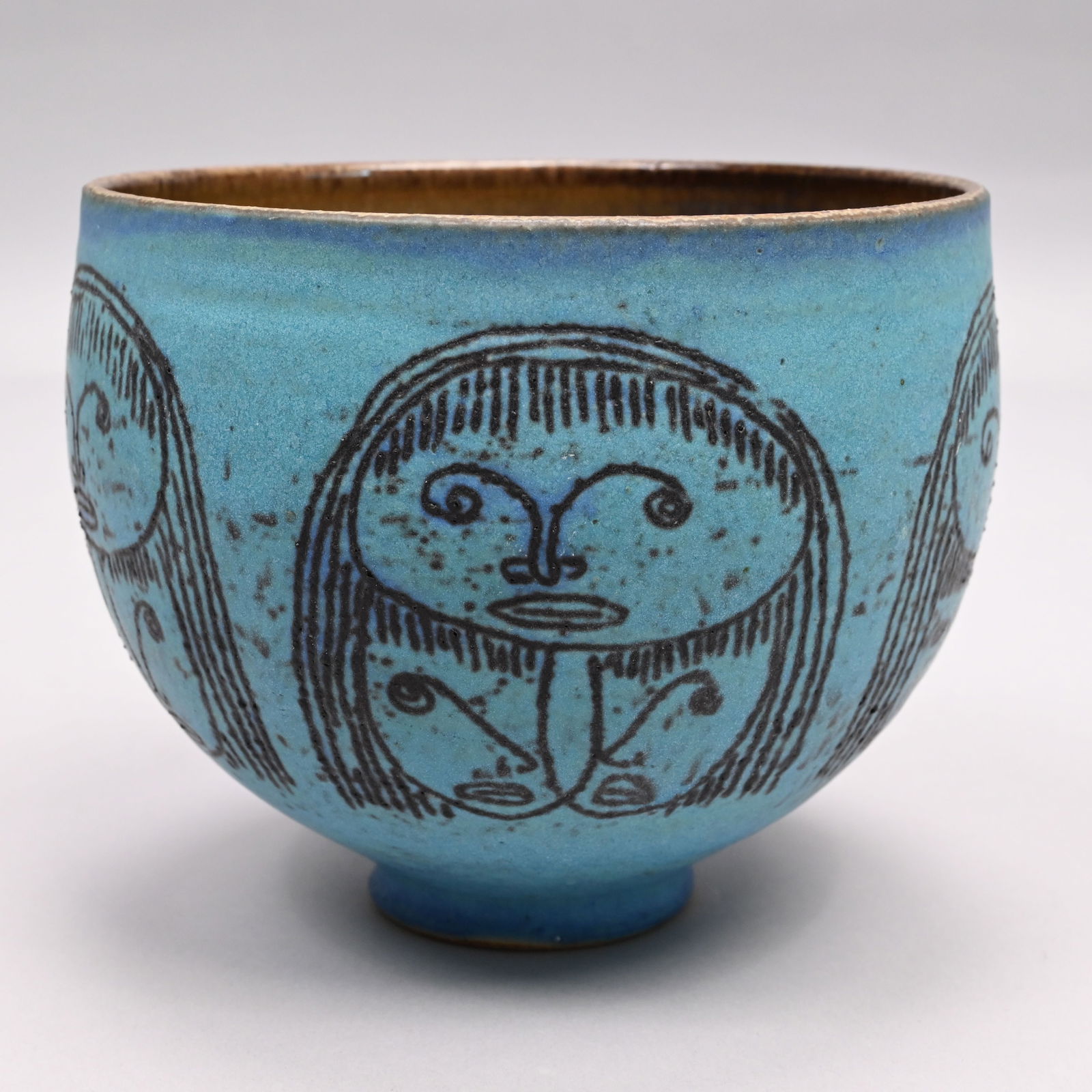 Edwin O. and Mary G. Scheier - Stoneware Bowl (1 of 7)