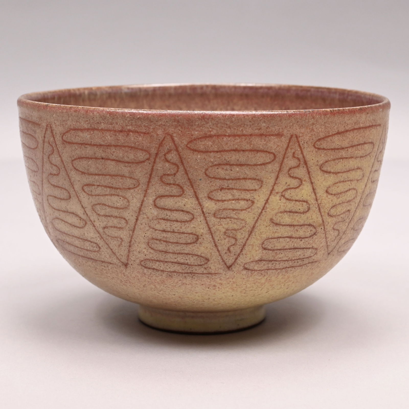 Edwin O. & Mary G. Scheier - Earthenware Bowl (1 of 7)