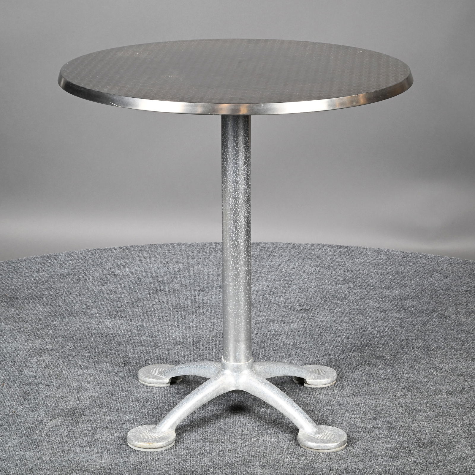 Jorge Pensi for AMAT-3/Knoll Aluminum Bistro Table (1 of 12)