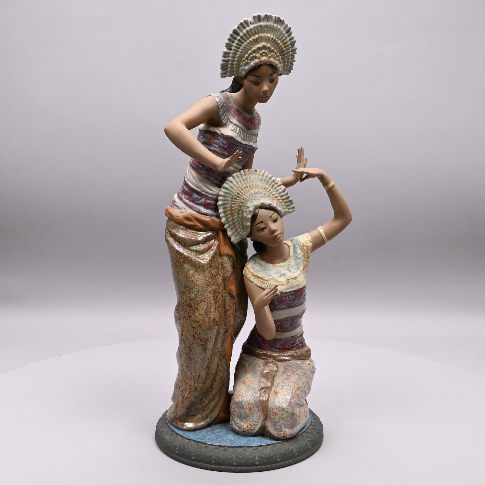 "Graceful Duo," Lladro Porcelain Figural Group (1 of 7)