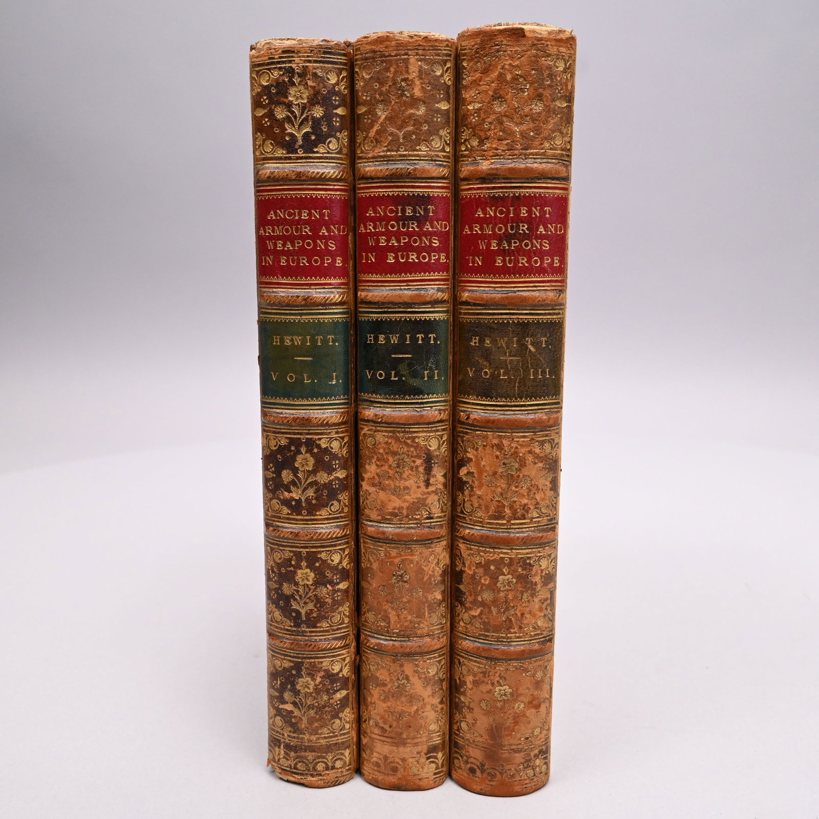 John Hewitt-"Ancient Armour and Weapons in Europe" (1 of 9)