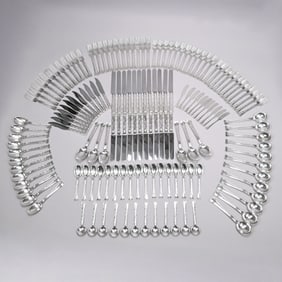 Tiffany & Co. Silver 'Lap Over Edge Plain' Service