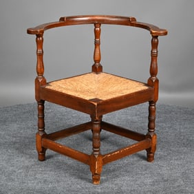 William and Mary Pine and Poplar Roundabout Chair