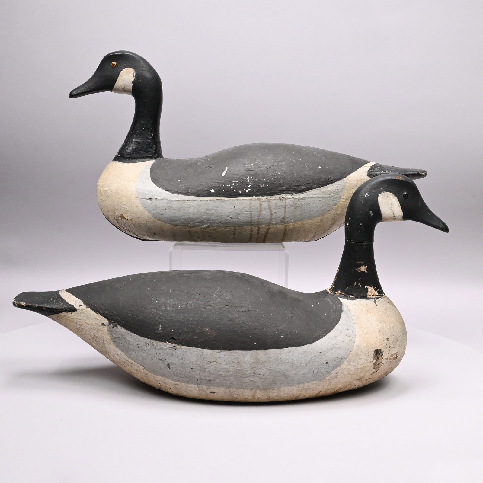 Joseph Lincoln - Pair of Canada Geese Decoys (1 of 7)