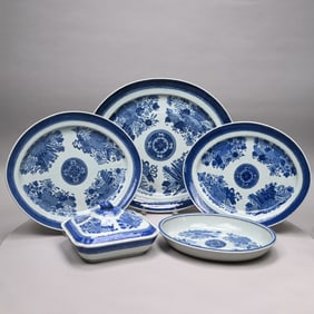 Five Chinese Export Porcelain Blue Fitzhugh Wares