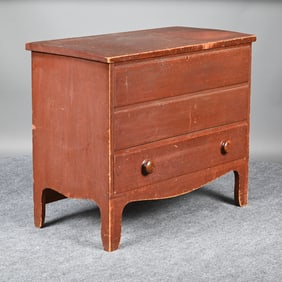 New England Pine Blanket Chest in Dark Red Paint