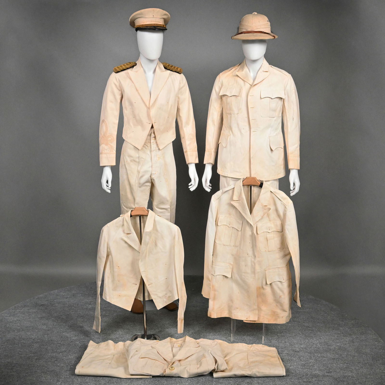 Cortlandt Parker's Tropical Dress Uniform Group (1 of 16)