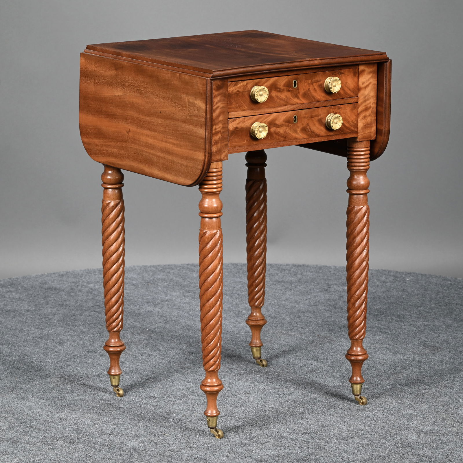 Sheraton Mahogany Sewing Stand (1 of 11)