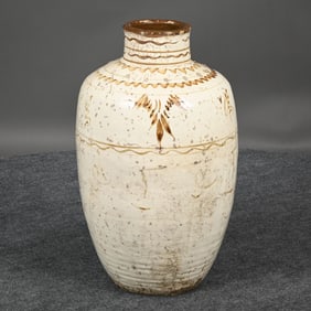 Large Chinese Earthenware Cizhou Wine Jar