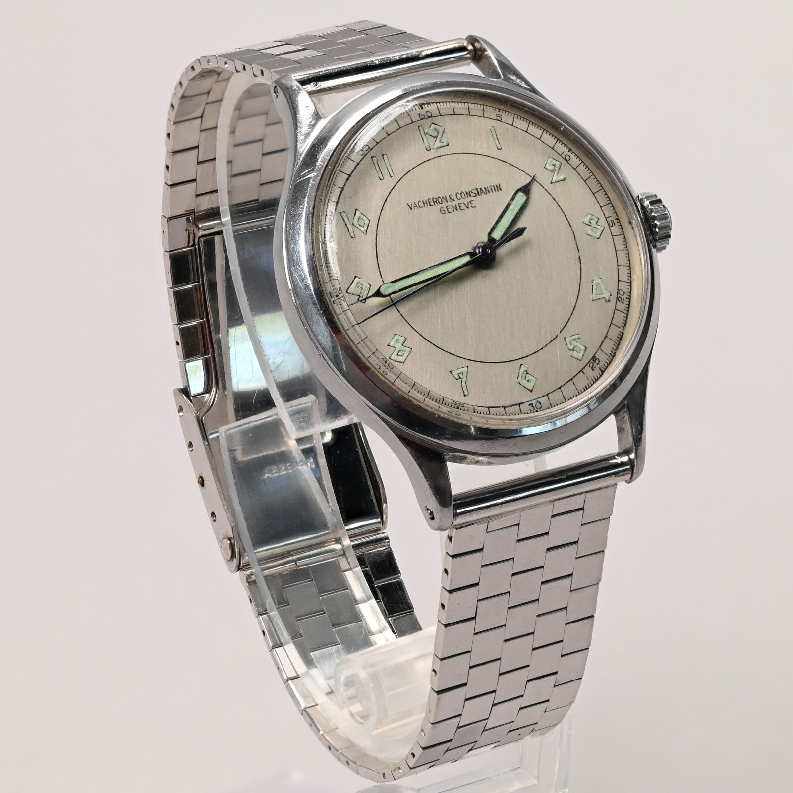 Swiss Vacheron & Constantin Stainless Wristwatch (1 of 7)
