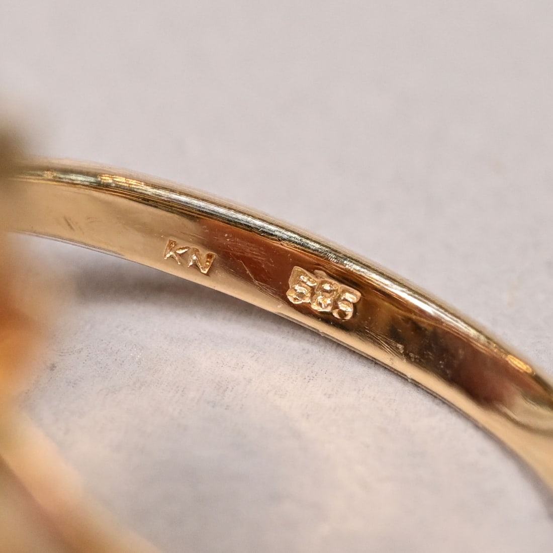 Two Ladies 14k Gold Rings - 13