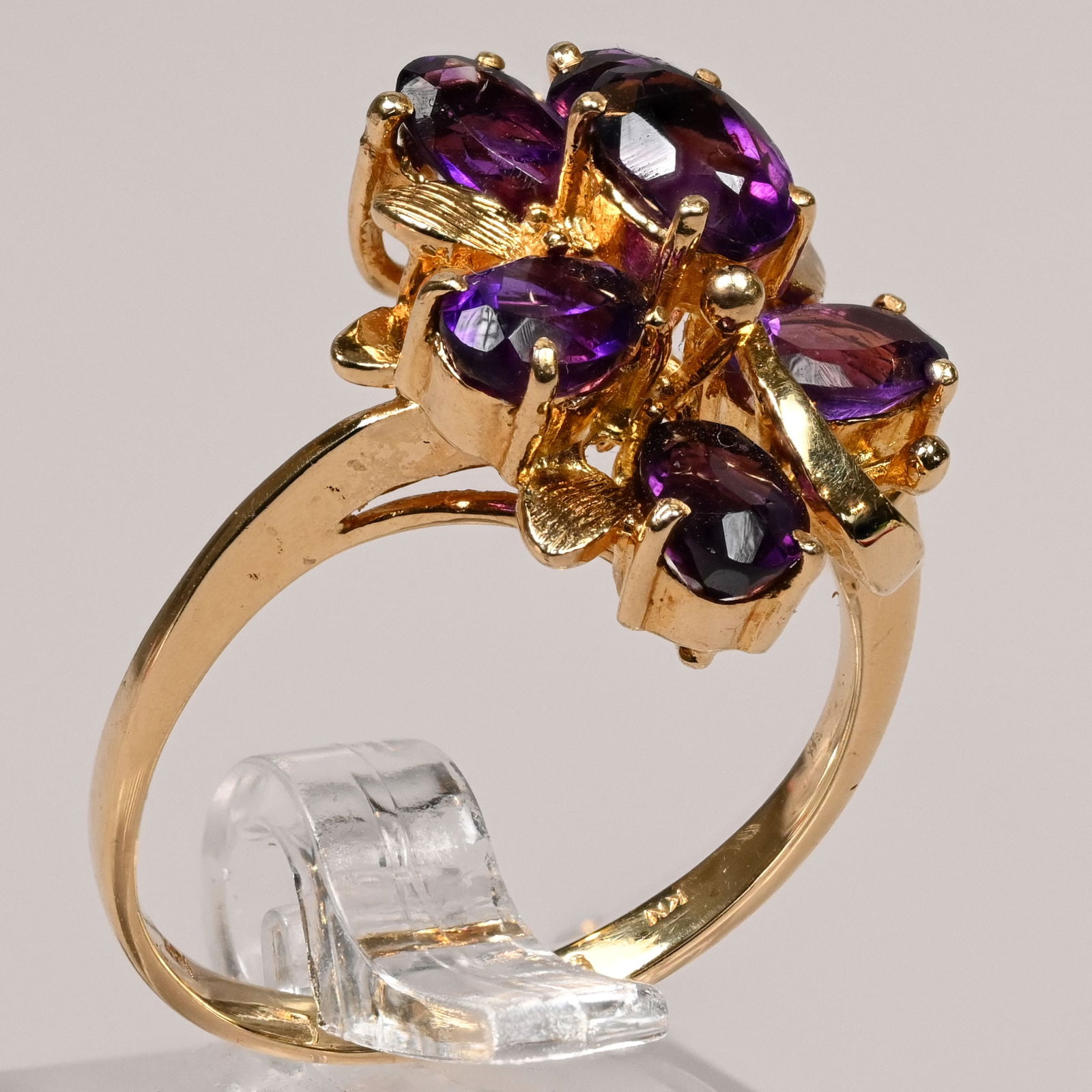 Two Ladies 14k Gold Rings - 8