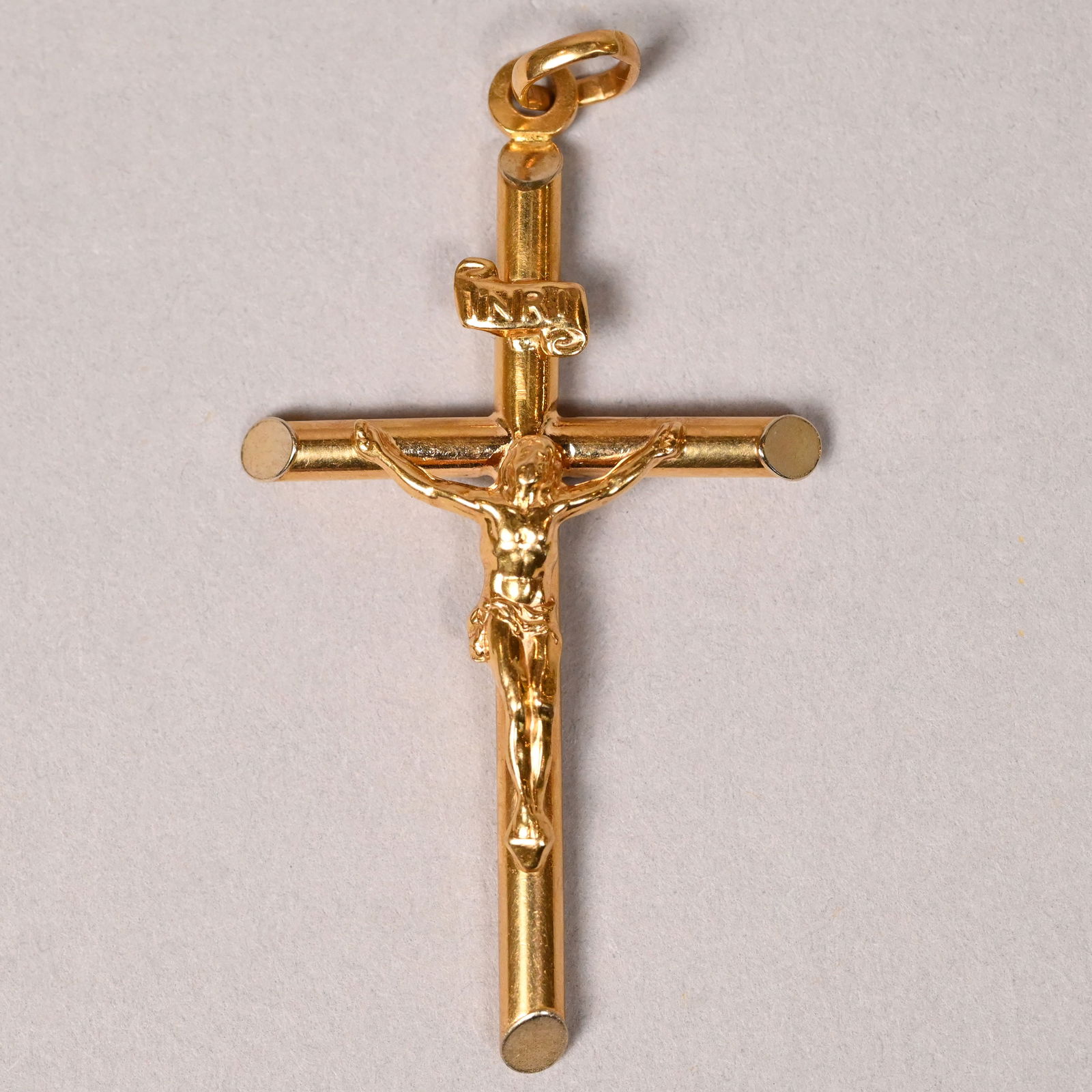Italian 18k Yellow Gold Crucifix Pendant, Unoaerre (1 of 3)