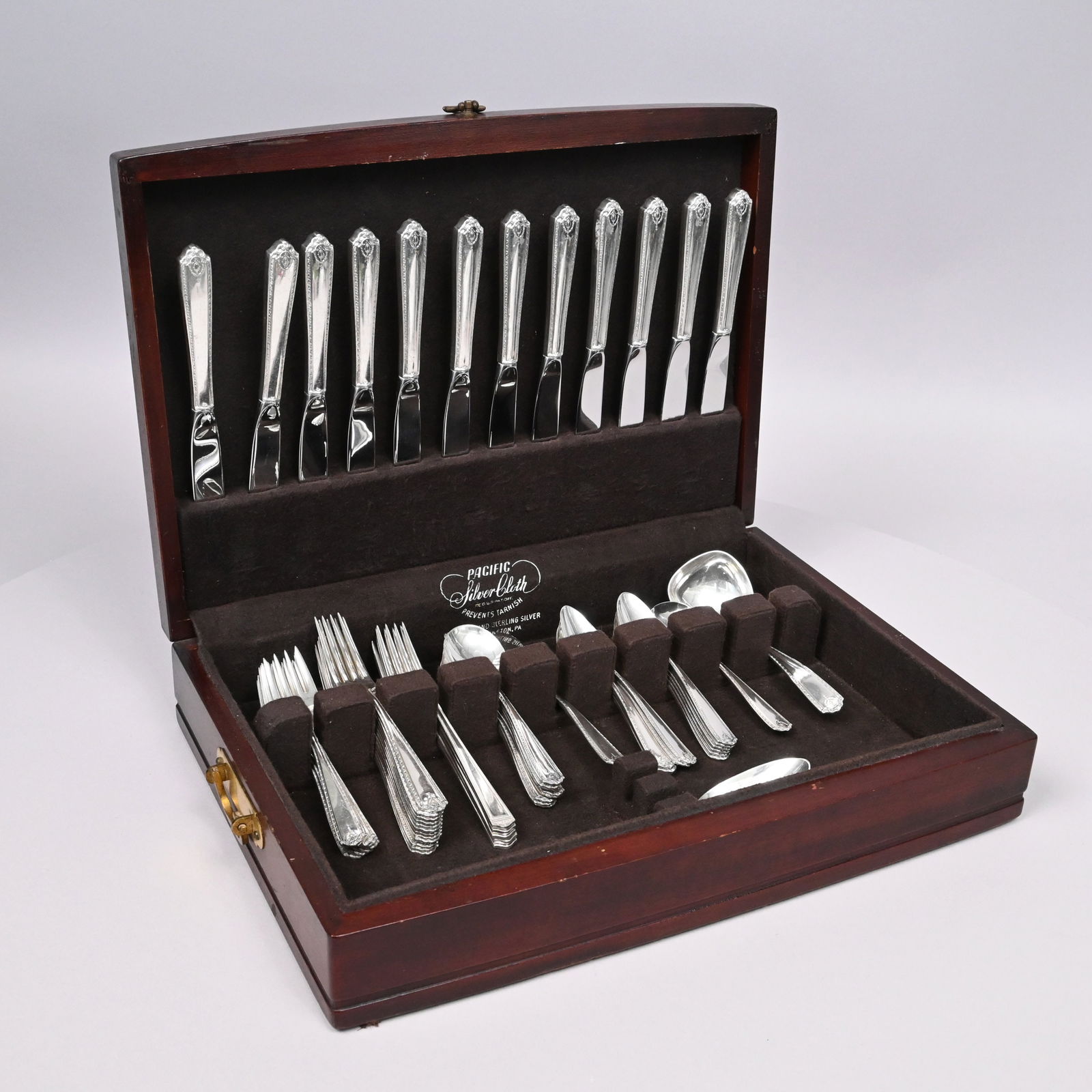 American Sterling Silver Flatware Service (1 of 16)