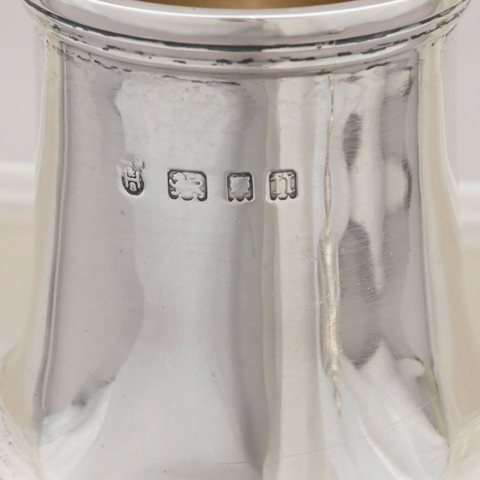 George V Silver Caster and a Tea Strainer - 5