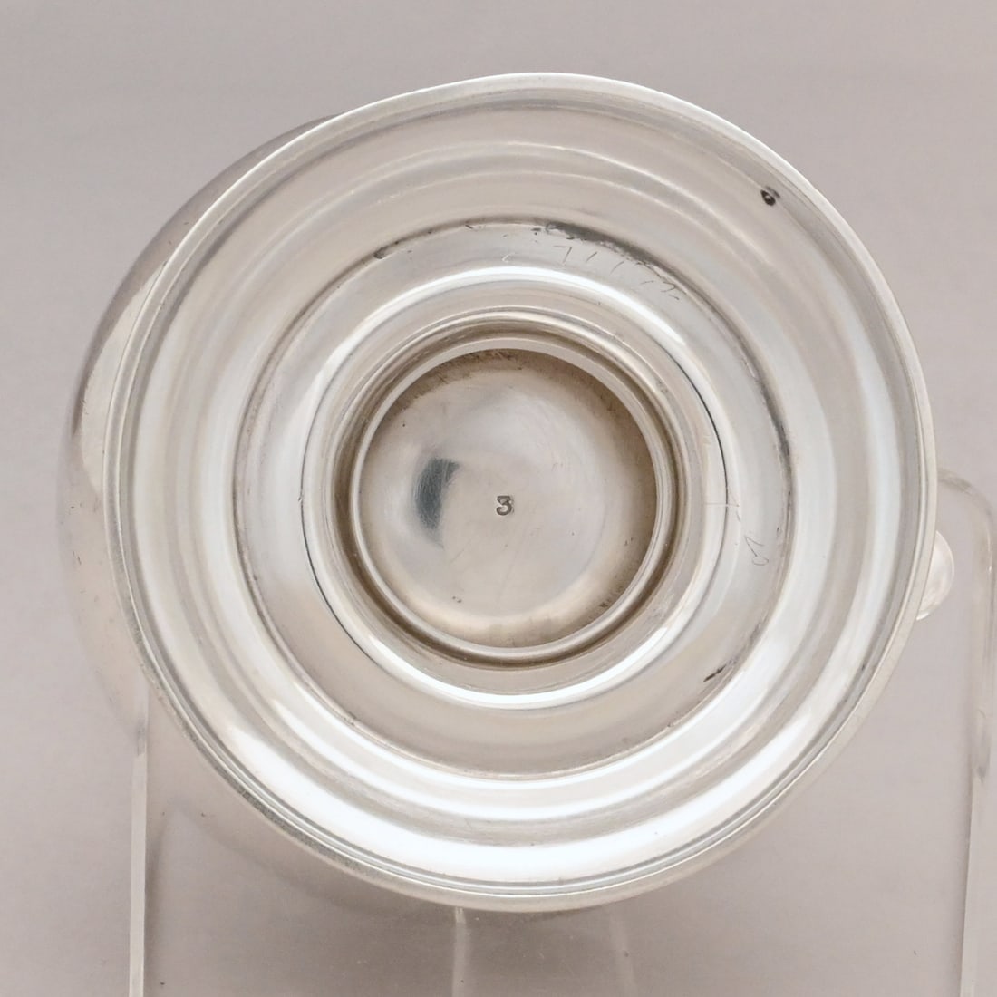 George V Silver Caster and a Tea Strainer - 6