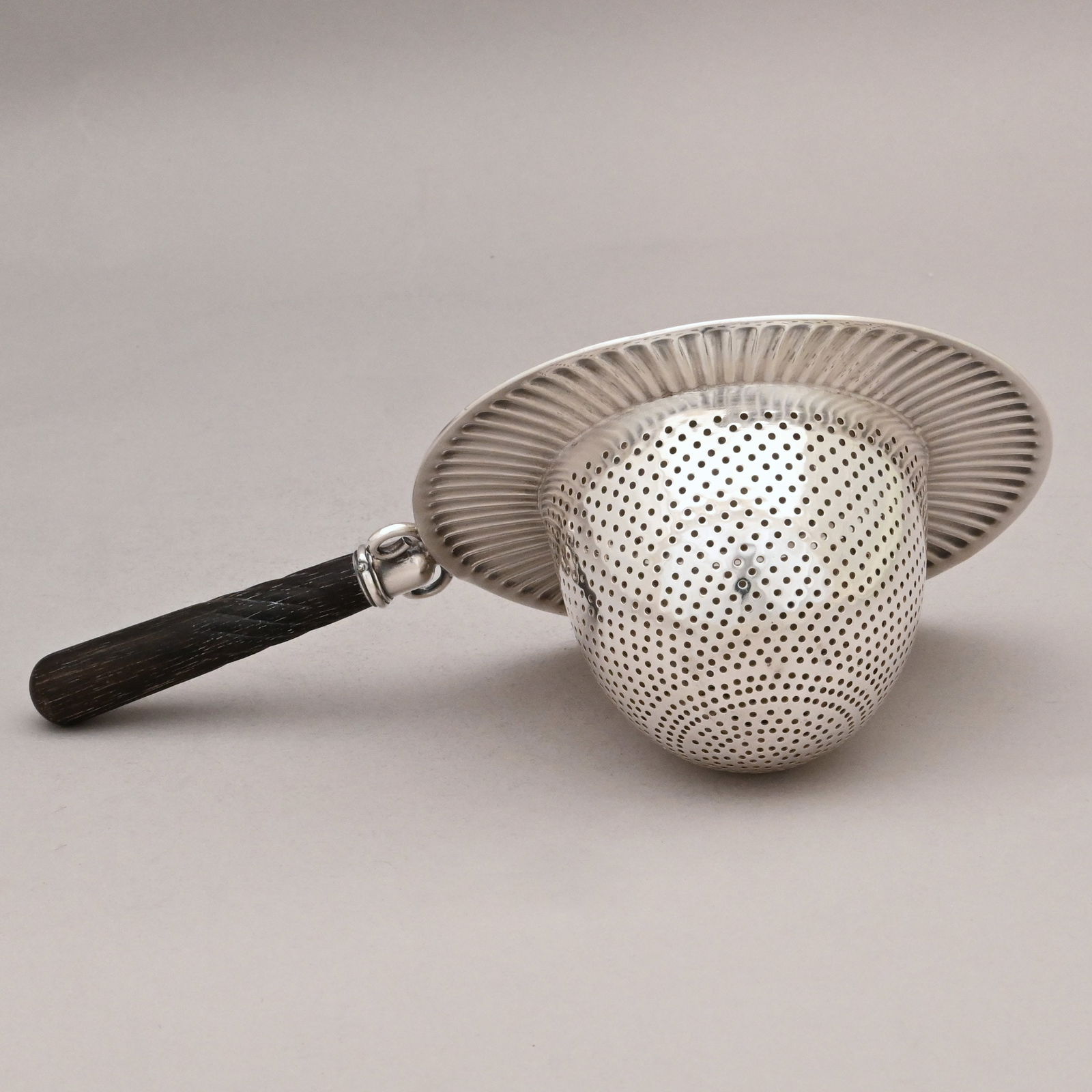 George V Silver Caster and a Tea Strainer - 9