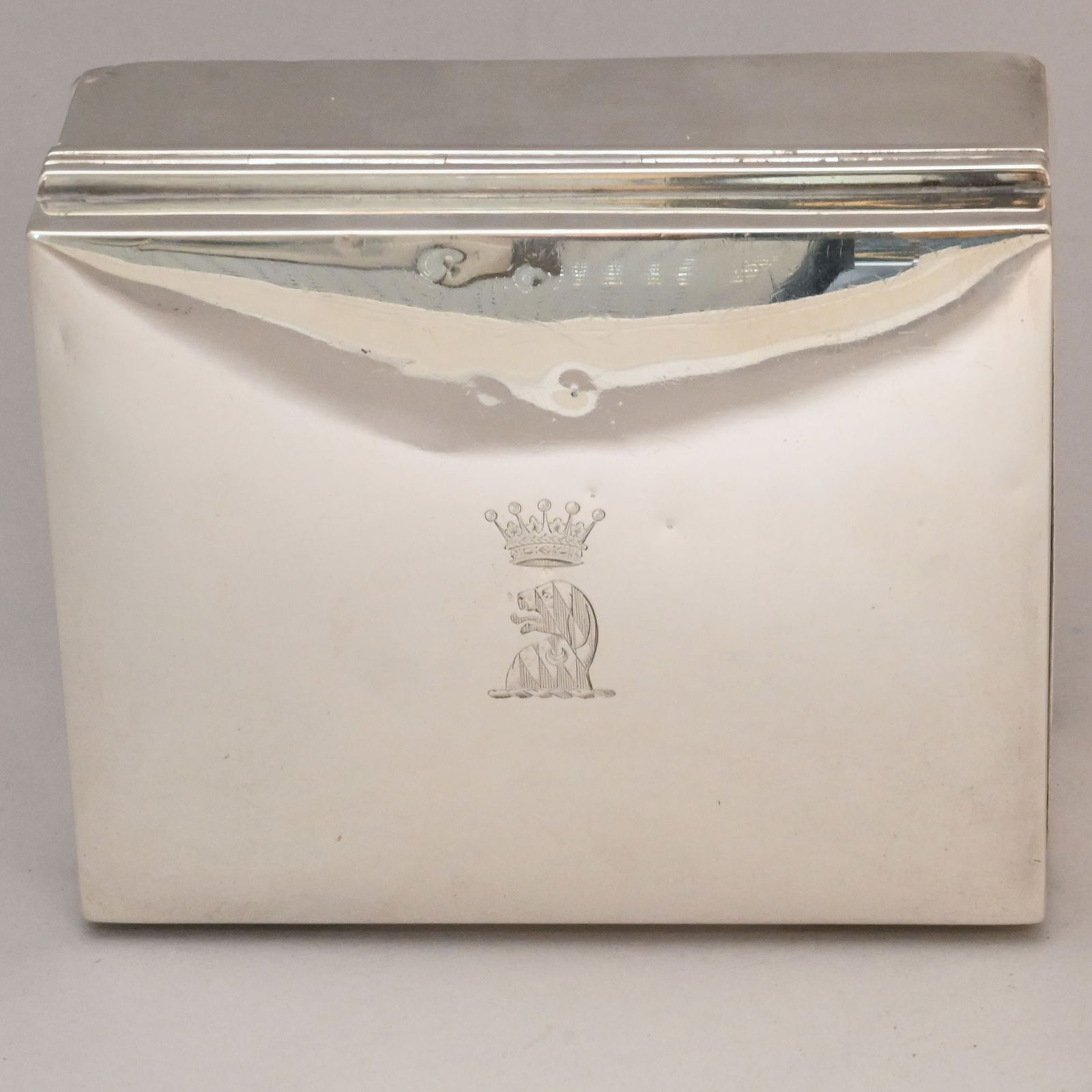 Two English Silver Cigarette Boxes, London - 13