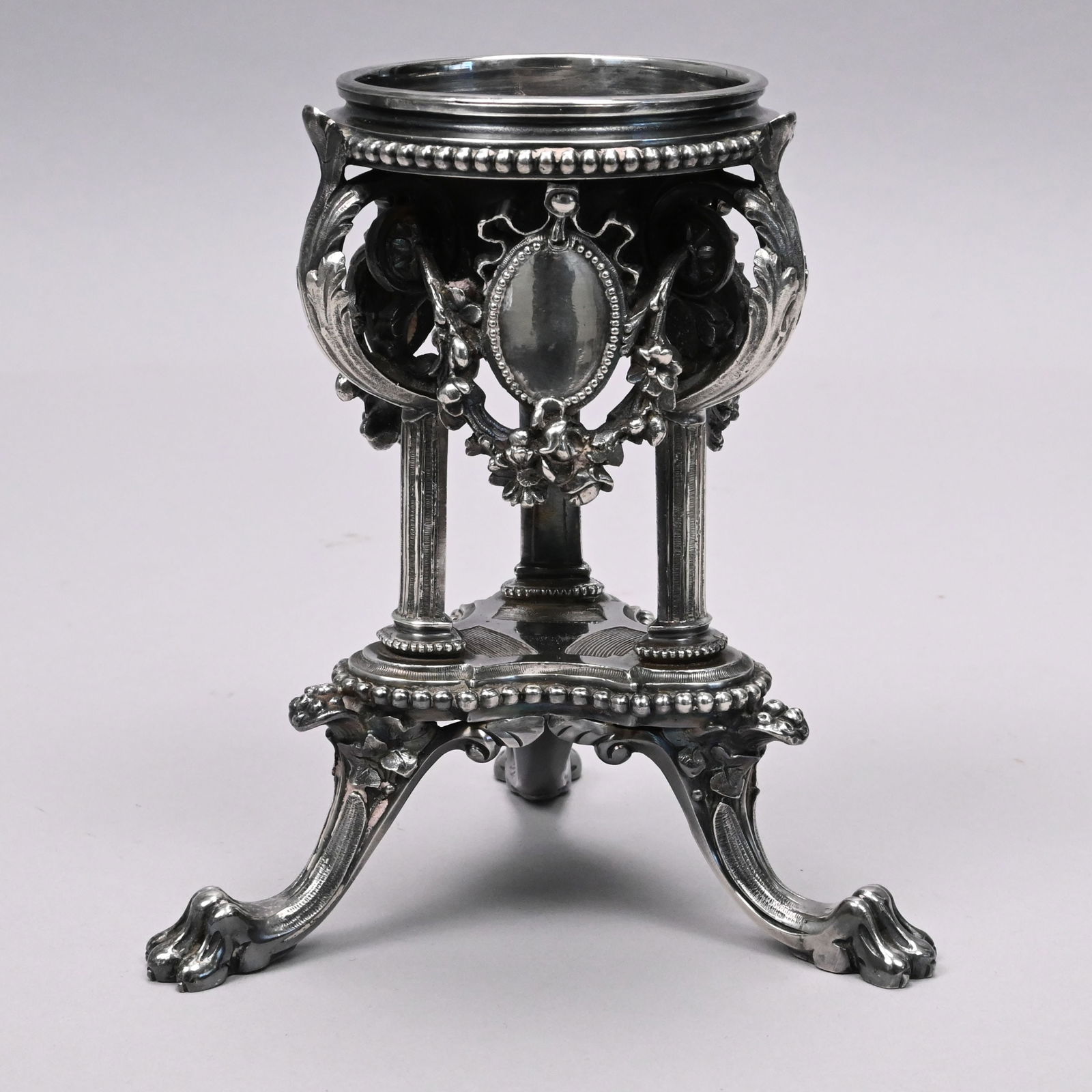 French Silverplate Stand, Cailar Bayard: French Silverplate Pedestal Stand, Cailar Bayard, Paris, 1848-1912. The circular well raised on three curved acanthus leaves continuing to fluted supports, alternating with be-ribboned medallions