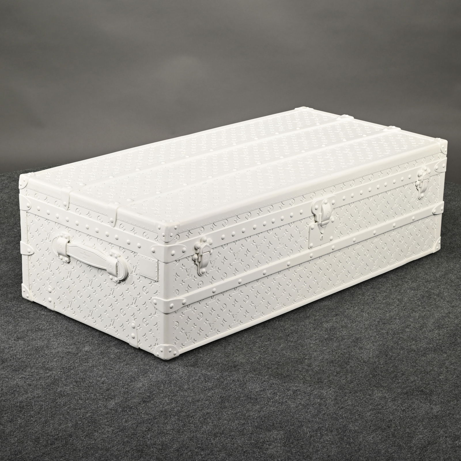 Two Louis Vuitton Store Display Steamer Trunks - 11