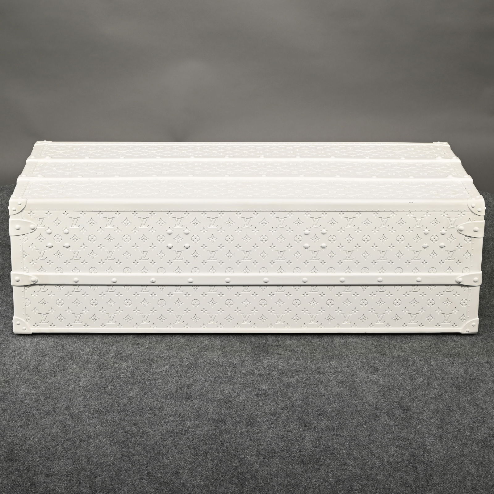 Two Louis Vuitton Store Display Steamer Trunks - 7