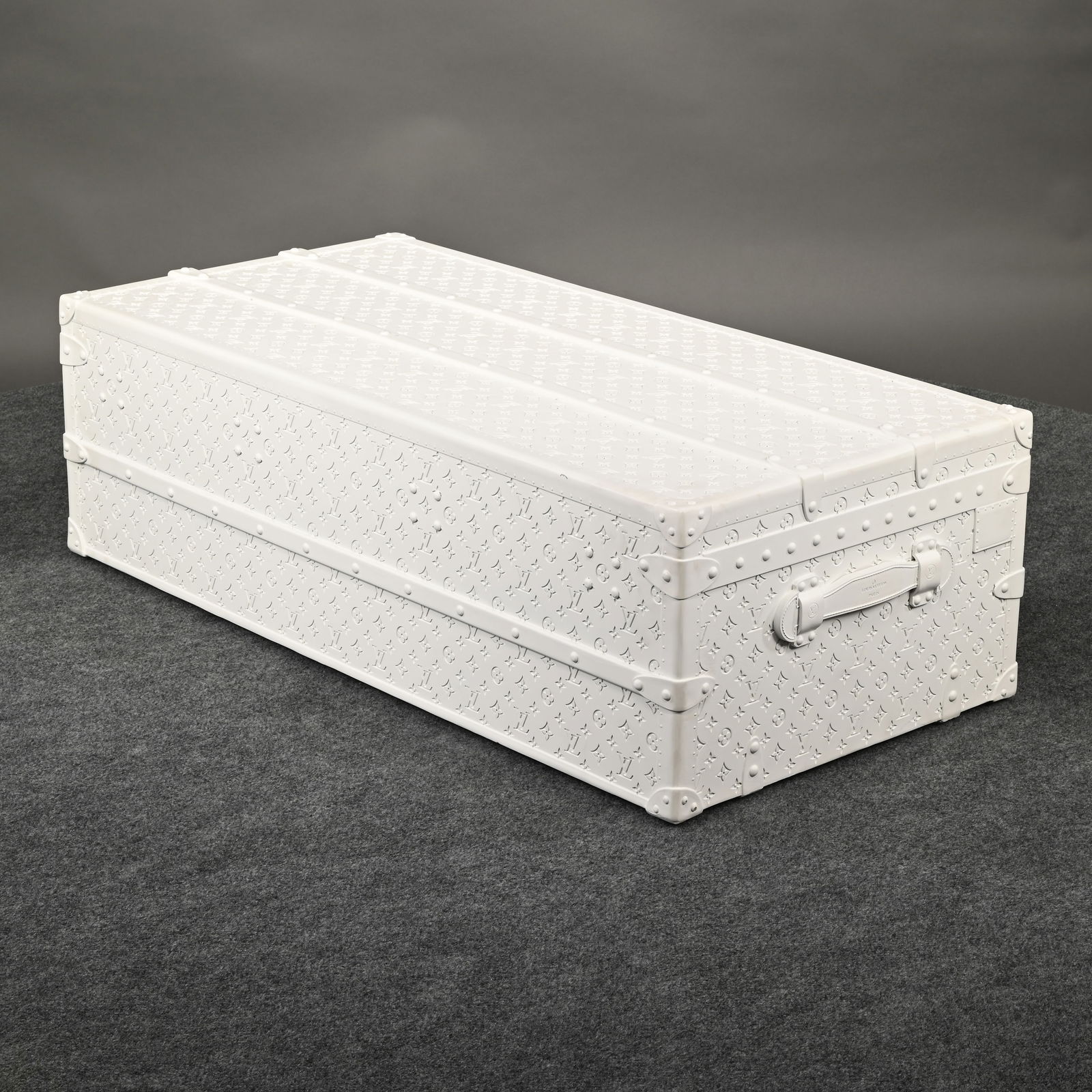 Two Louis Vuitton Store Display Steamer Trunks - 8