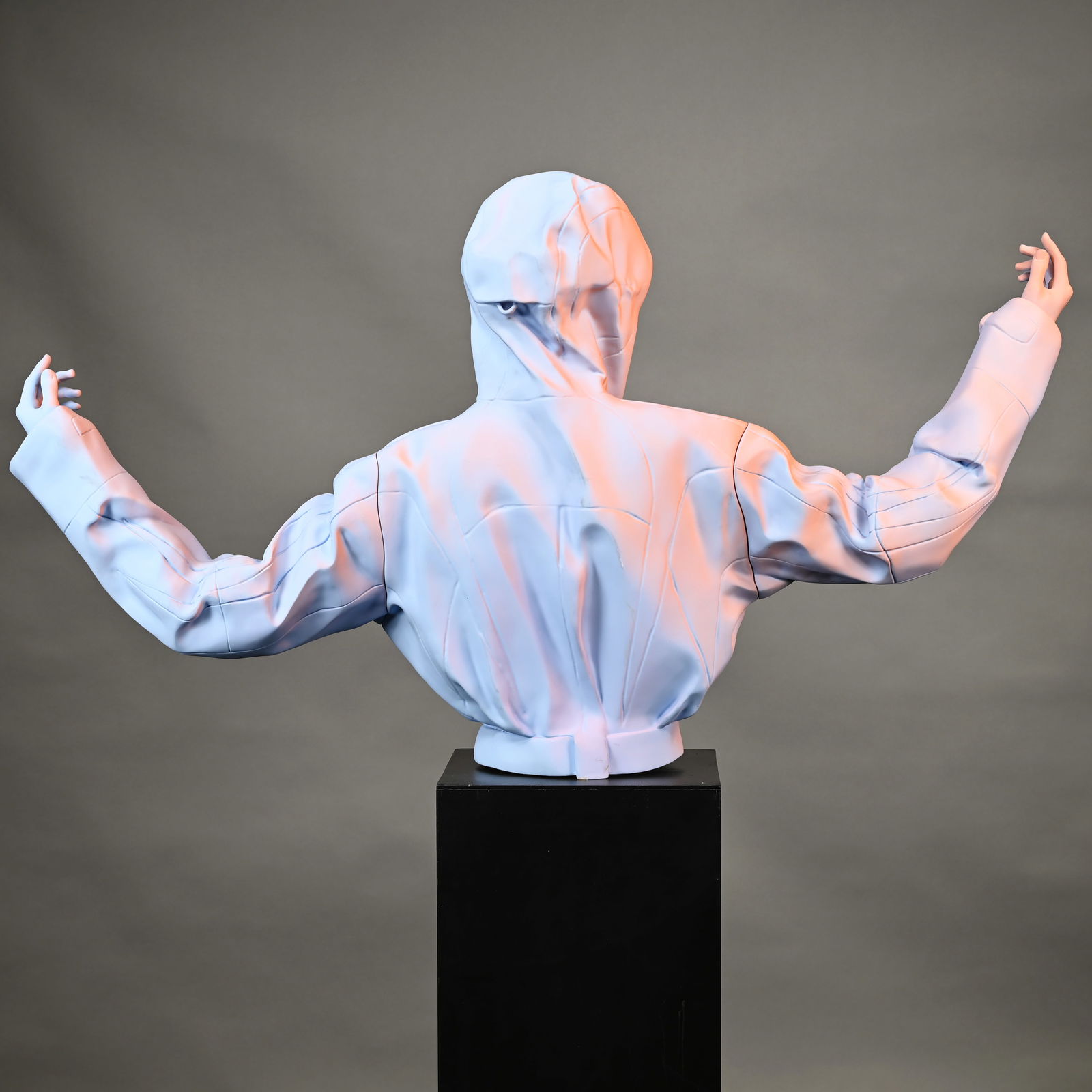 Louis Vuitton Counter-Top Store Mannequin - 4