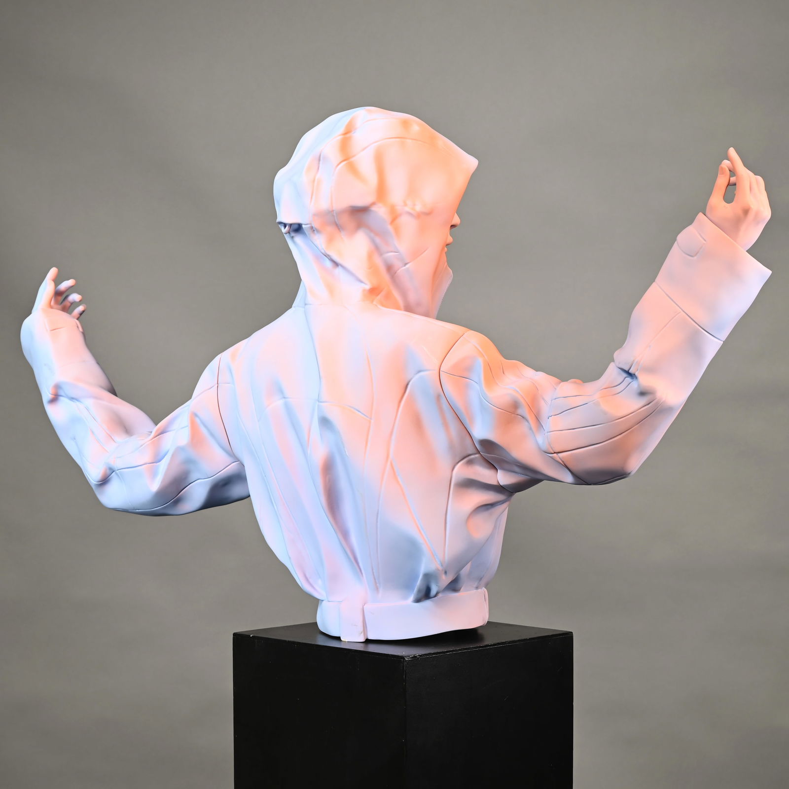 Louis Vuitton Counter-Top Store Mannequin - 5