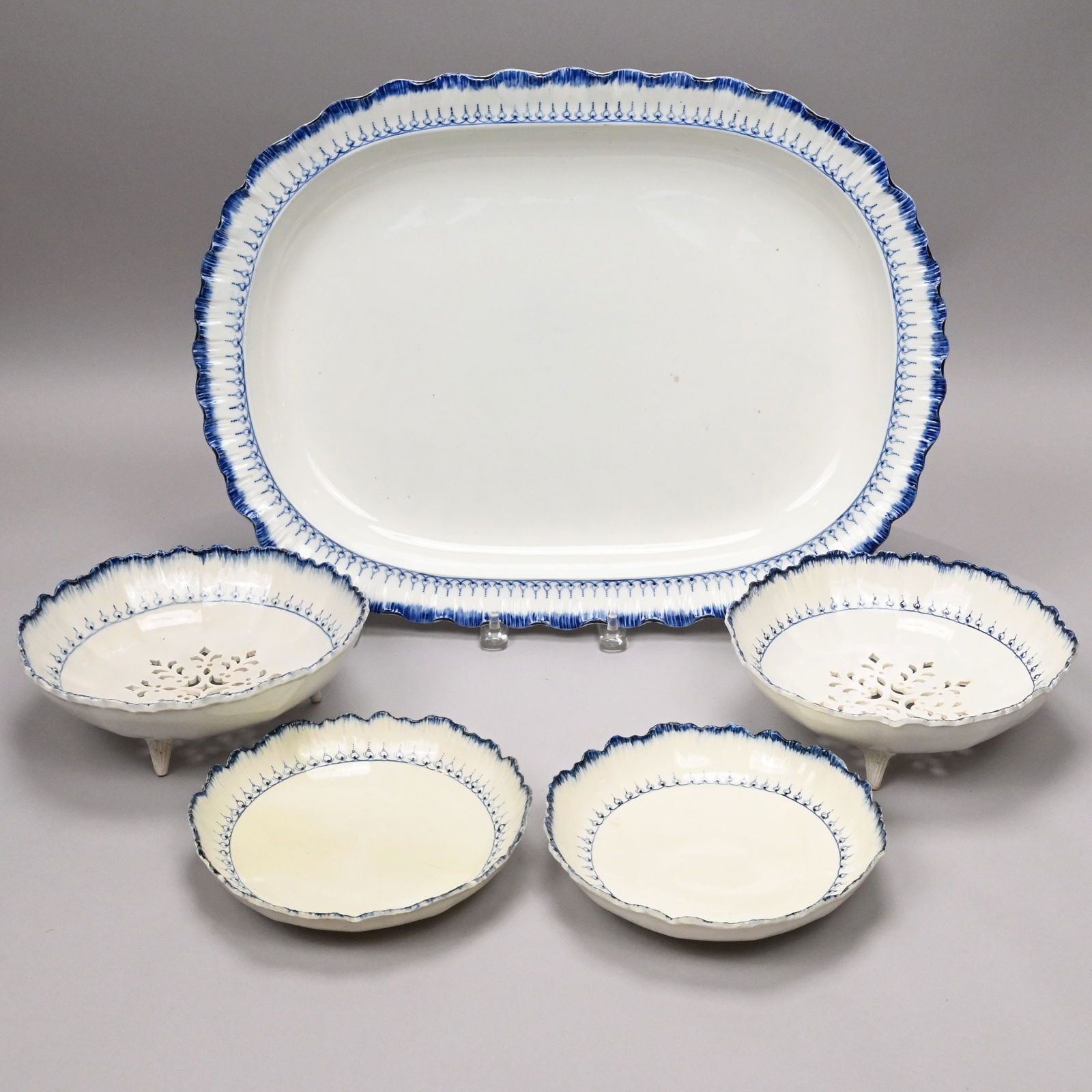 Five Staffordshire 'Mared' Pattern Wares, Wedgwood (1 of 17)
