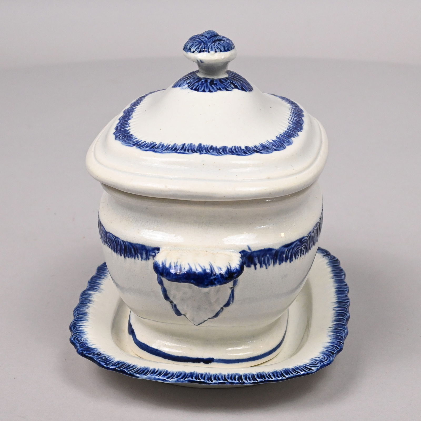 Grp English Blue Shell-Edge Plates, Serving Pieces - 11