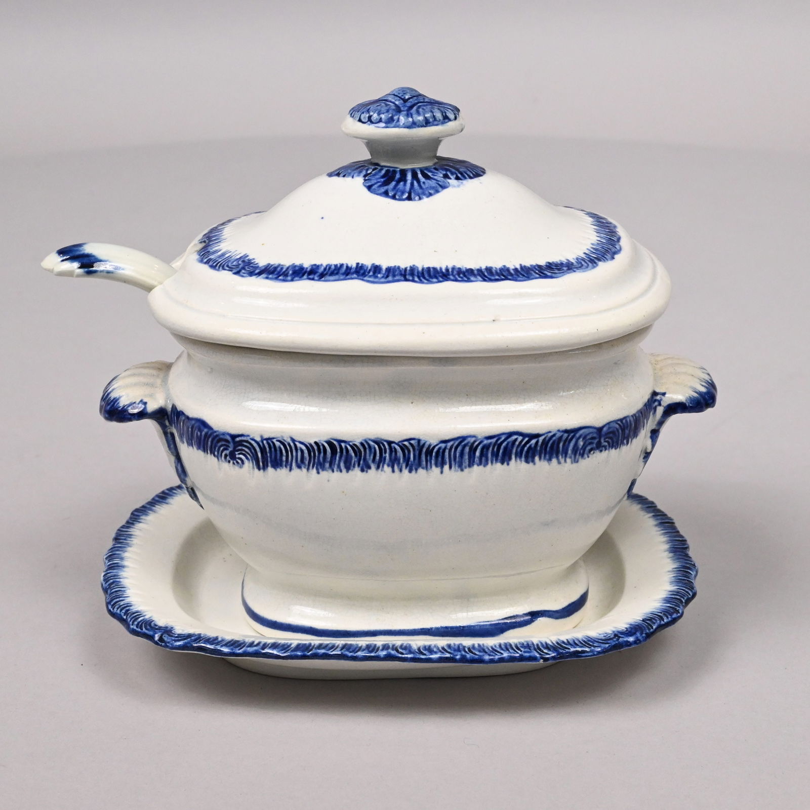 Grp English Blue Shell-Edge Plates, Serving Pieces - 8