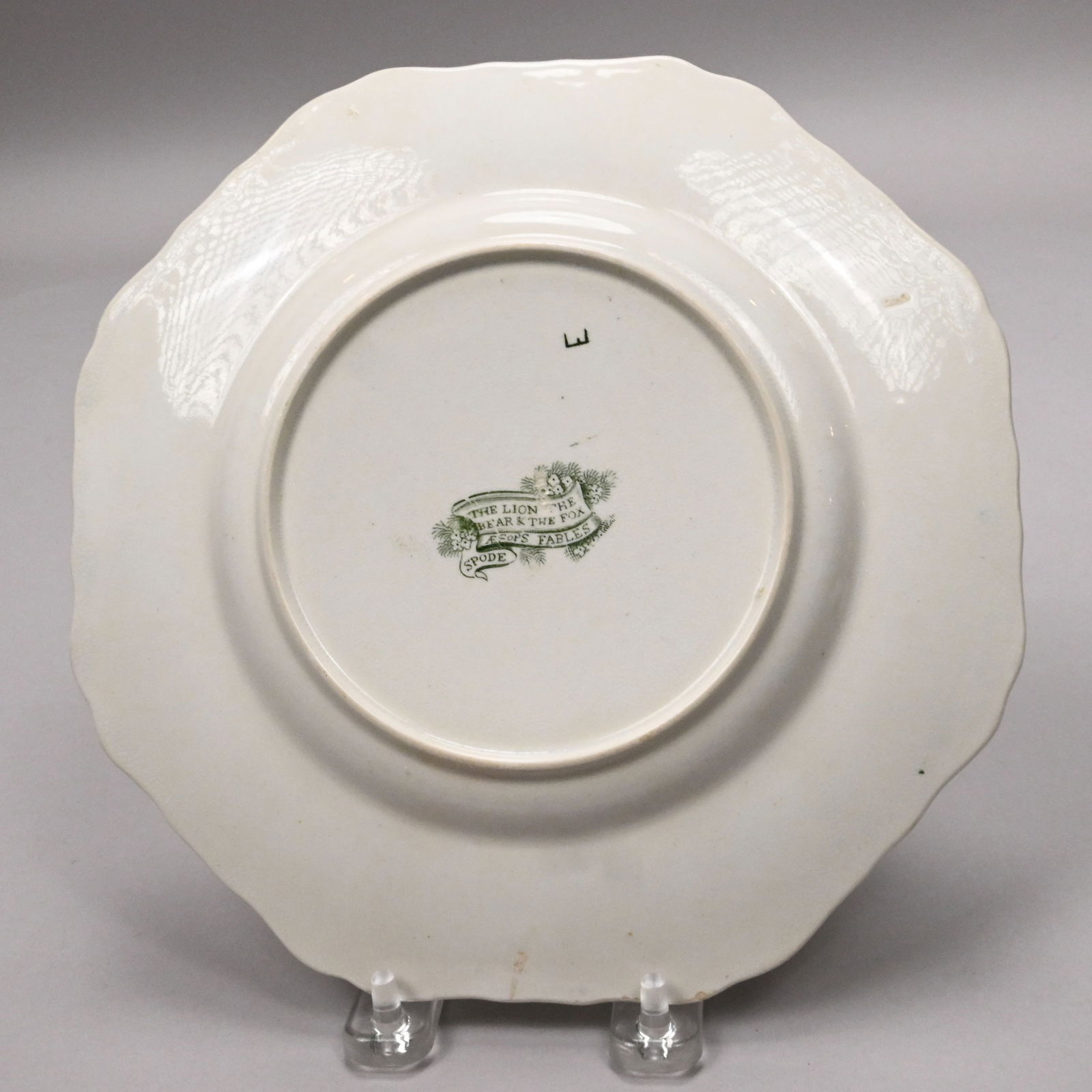 Five Spode 'Aesop's Fables' Dinner Wares - 14