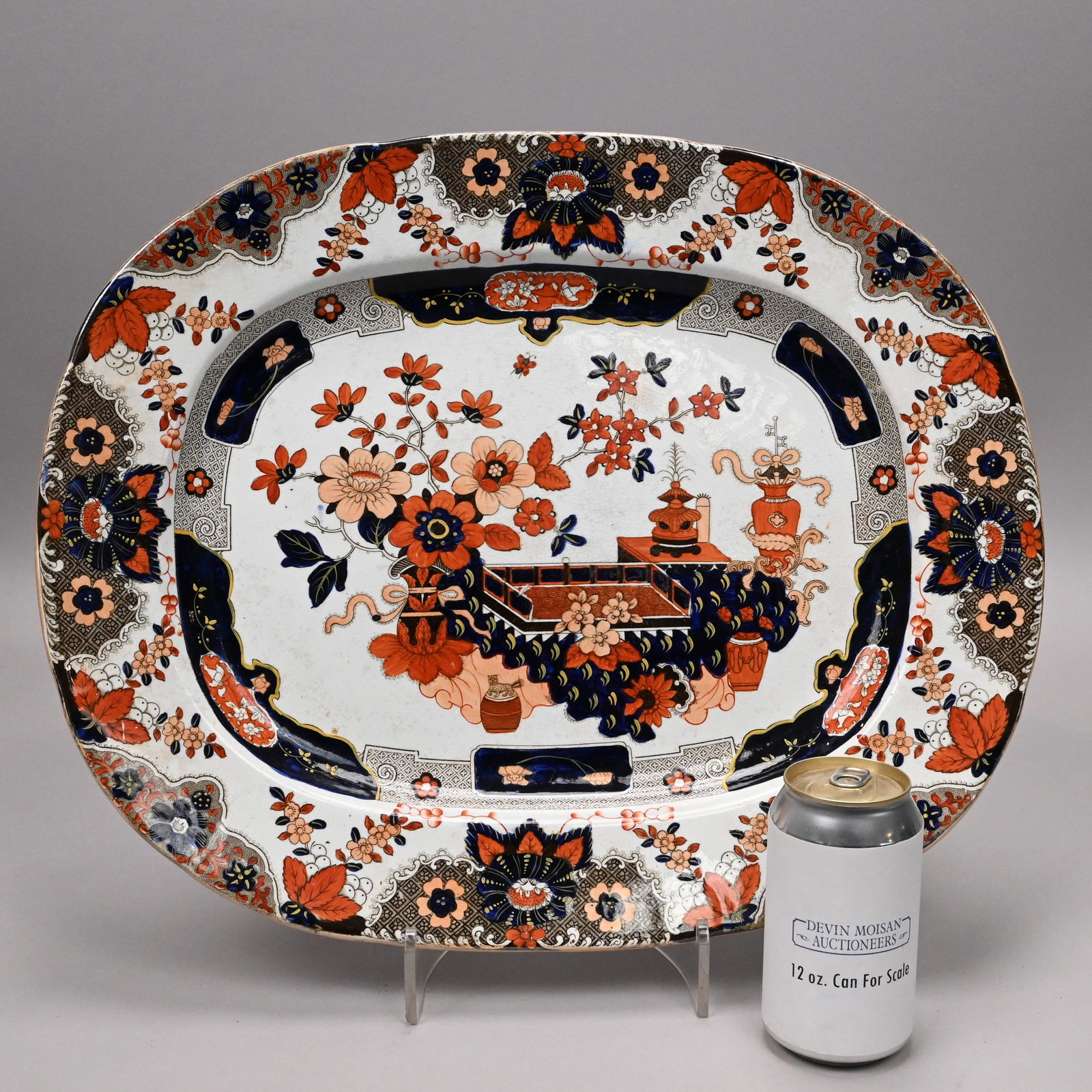 Three English Imari-Decorated Serving Wares - 6